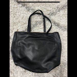 Large shoulder bag